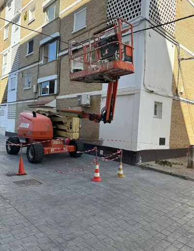 Pintura de Fachada con Maquinaría